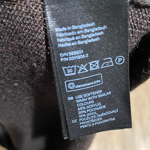 H & M-Tunic Sweater-Women's Size: Large-Color:
Brown - Picture 9 of 16